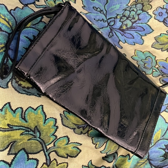 LikeNew Giannini Black Faux Patent Leather Clutch Purse Chain Embellished - Picture 4 of 11